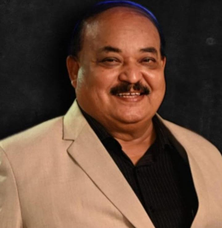 Adv R D Mangueshkar